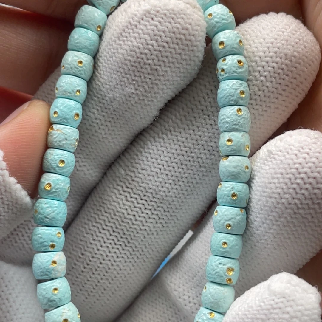 绿松石未镶嵌挂件