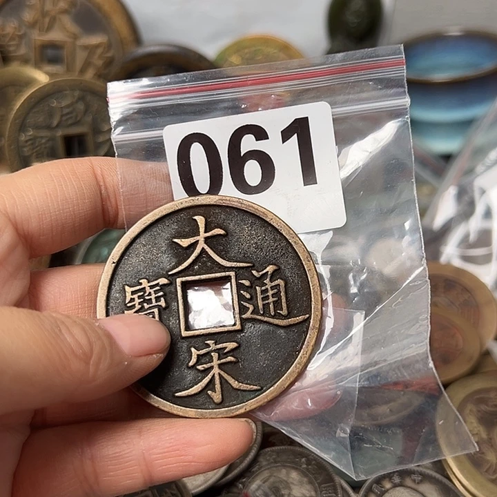 z***l铜复古文创工艺品