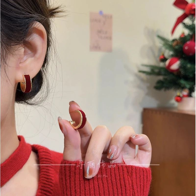 铜合金耳饰 百搭经典极简风丝绒红耳钉耳环