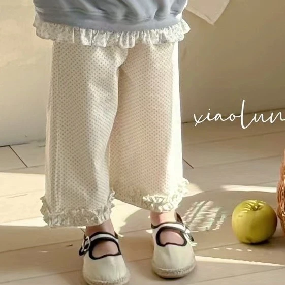 小鹿慕水 25055女童2025春款可爱圆点休闲裤木耳边全棉直筒裤