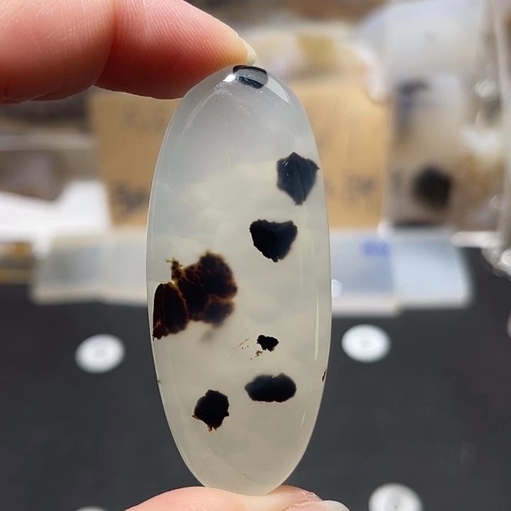 玛瑙/玉髓玉牌未镶嵌