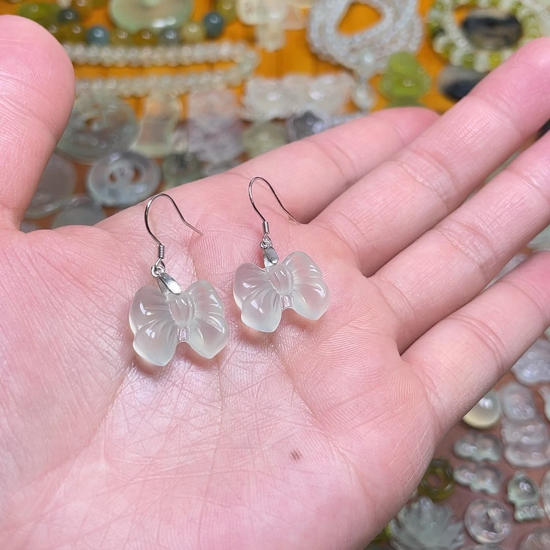 蛇纹石玉吊坠未镶嵌万***往