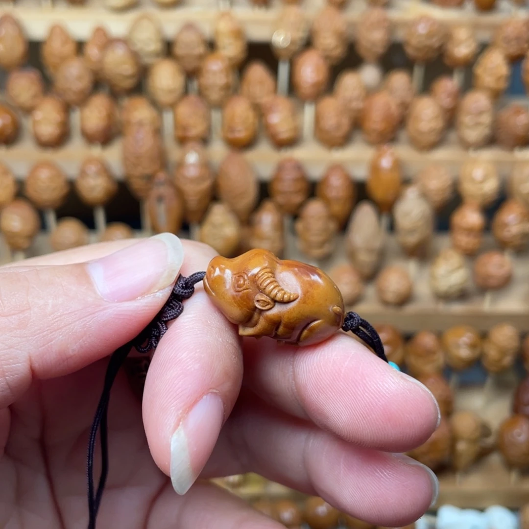 橄榄核手串/手链平*息牛