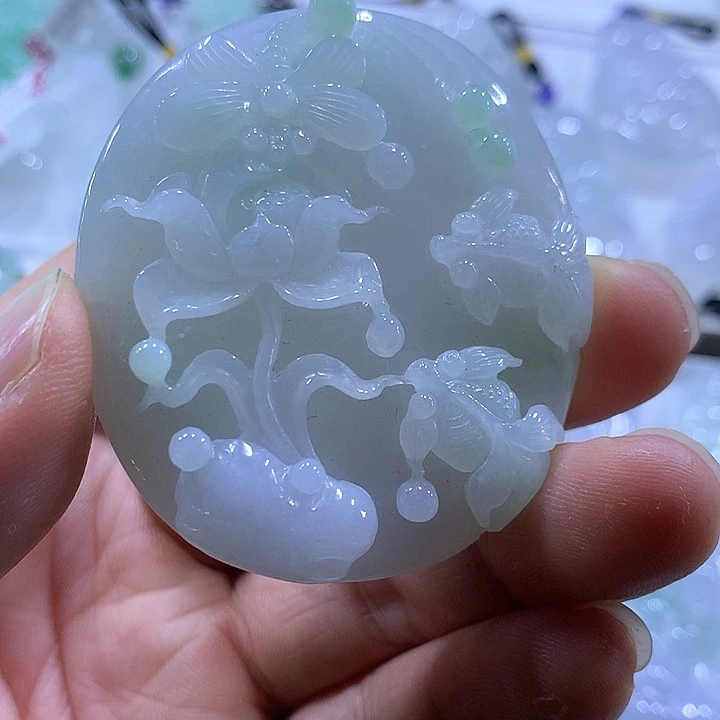 翡翠颈饰未镶嵌天然翡翠A货吊坠