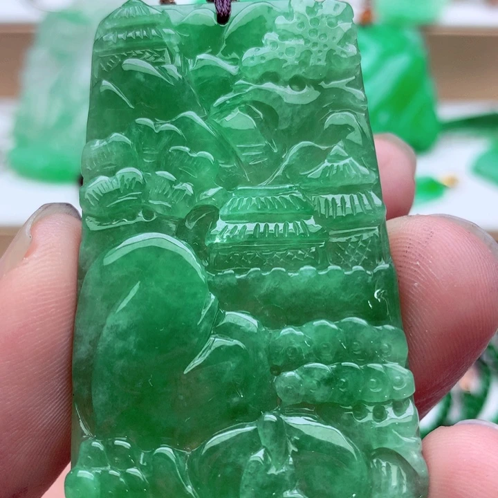 吊坠(不含链)未镶嵌翡翠