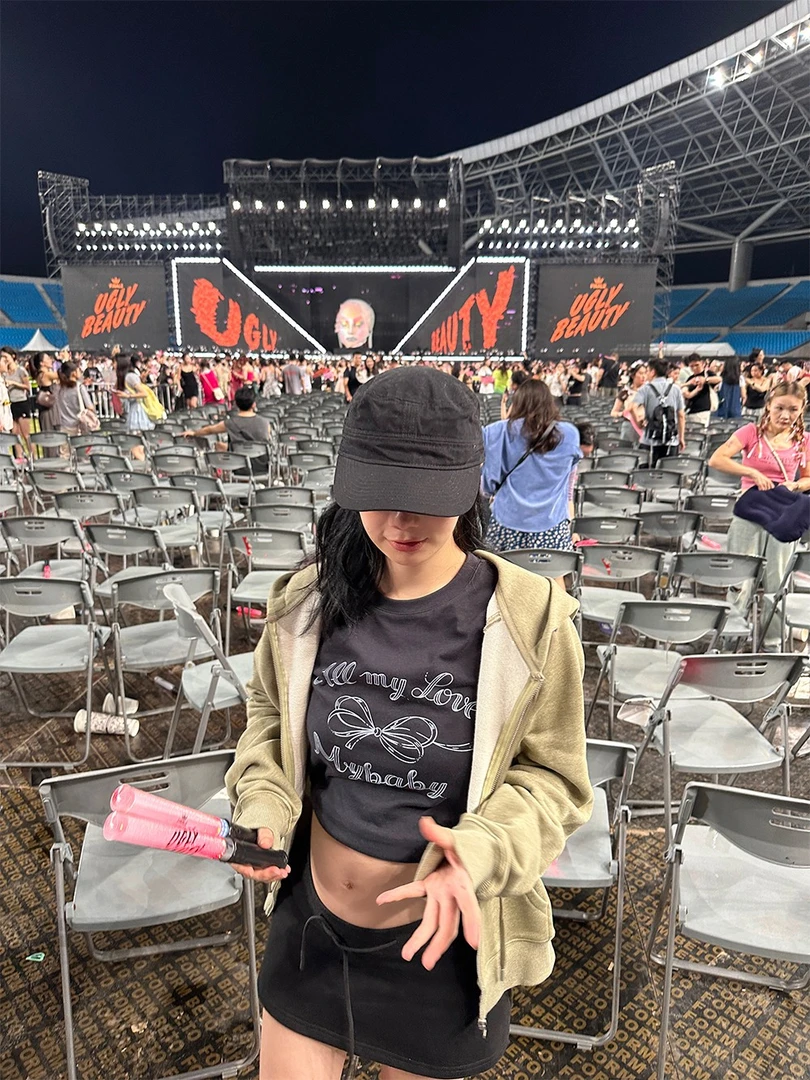 D YANGJUN 印花蝴蝶结字母T恤女夏秋新款半袖超好看独特漂亮上衣