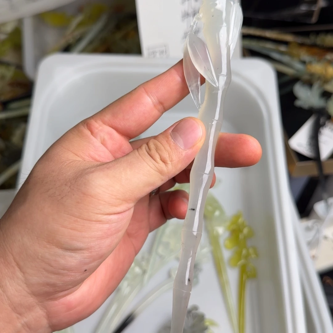蛇纹石玉未镶嵌发饰