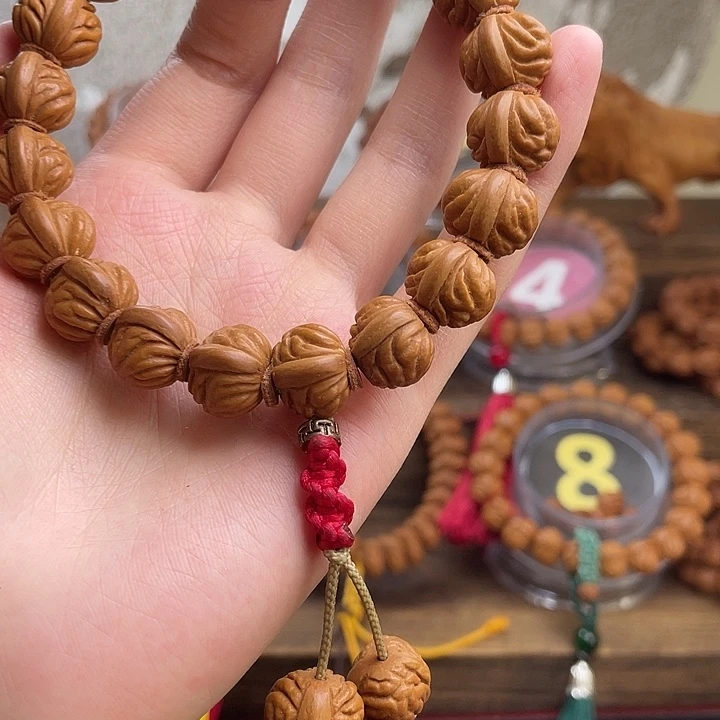 文玩核桃手串15野生红莲