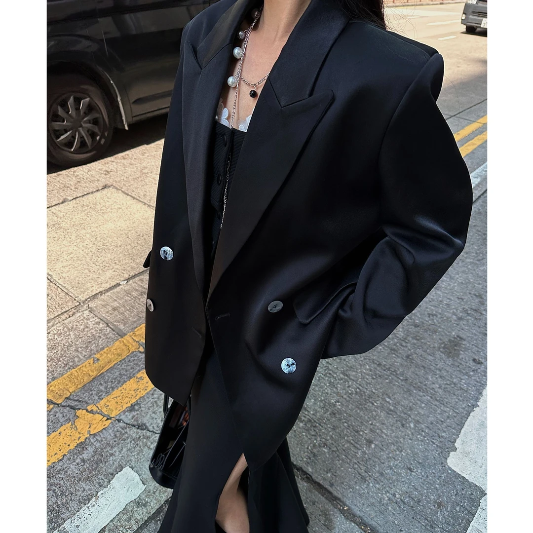 除于七“摩斯密码”黑色双排扣西装女2025年新款设计感小众西服1975