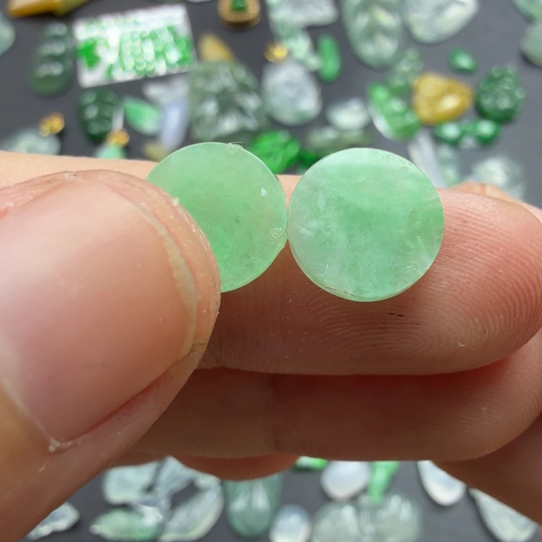 阿***风翡翠未镶嵌颈饰48