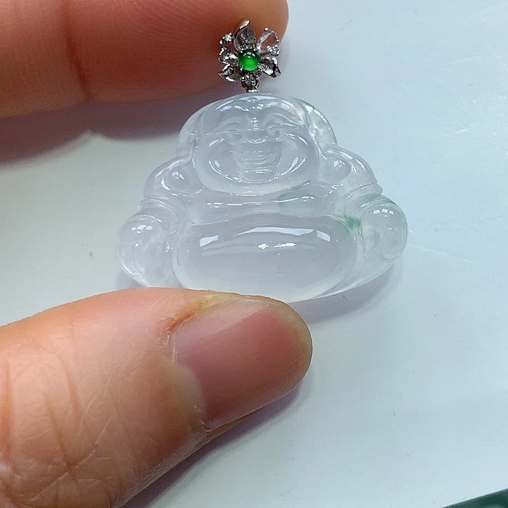 翡翠18K金镶嵌颈饰佛