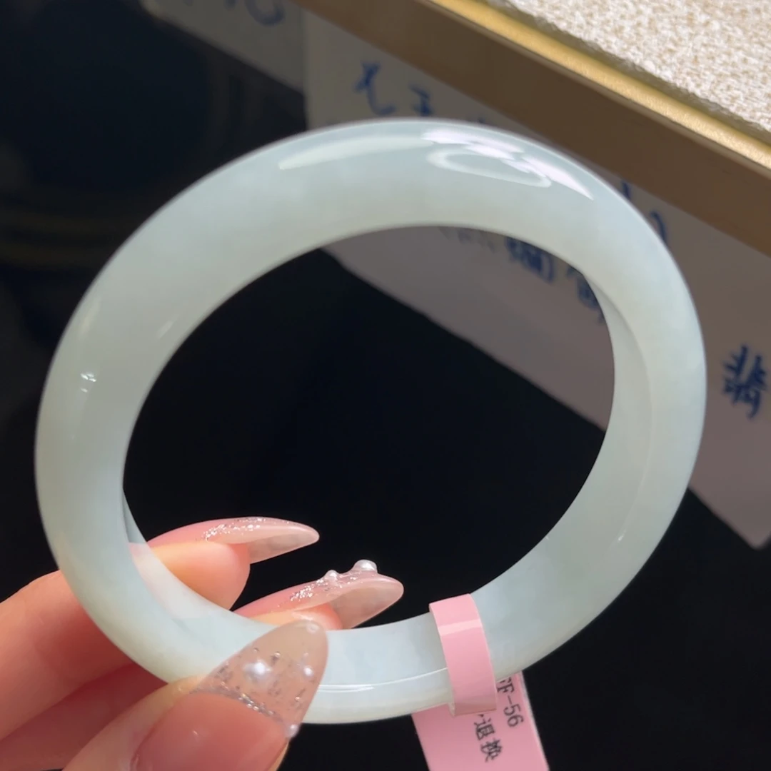 翡翠未镶嵌手镯手镯