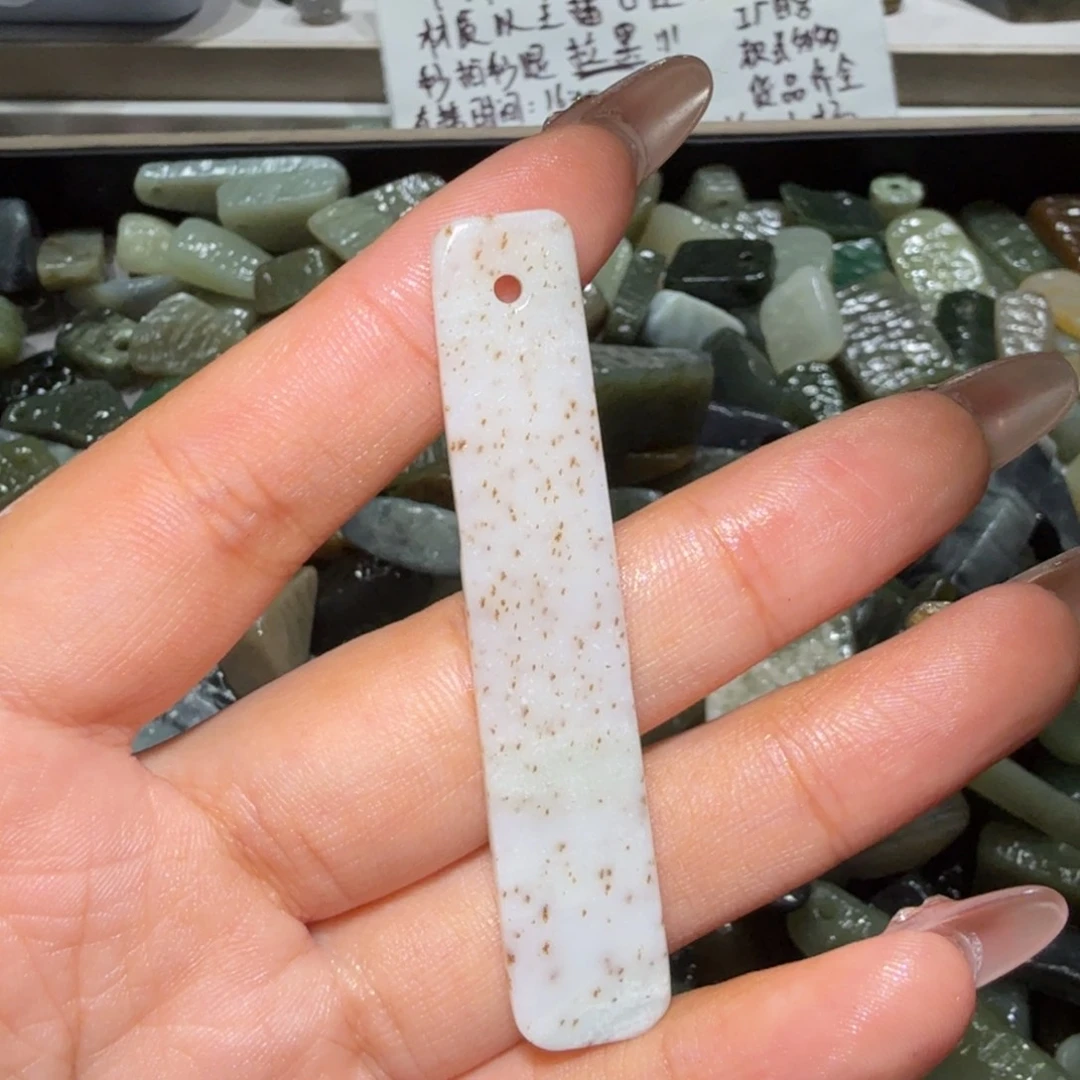 和田玉未镶嵌珠宝半成品