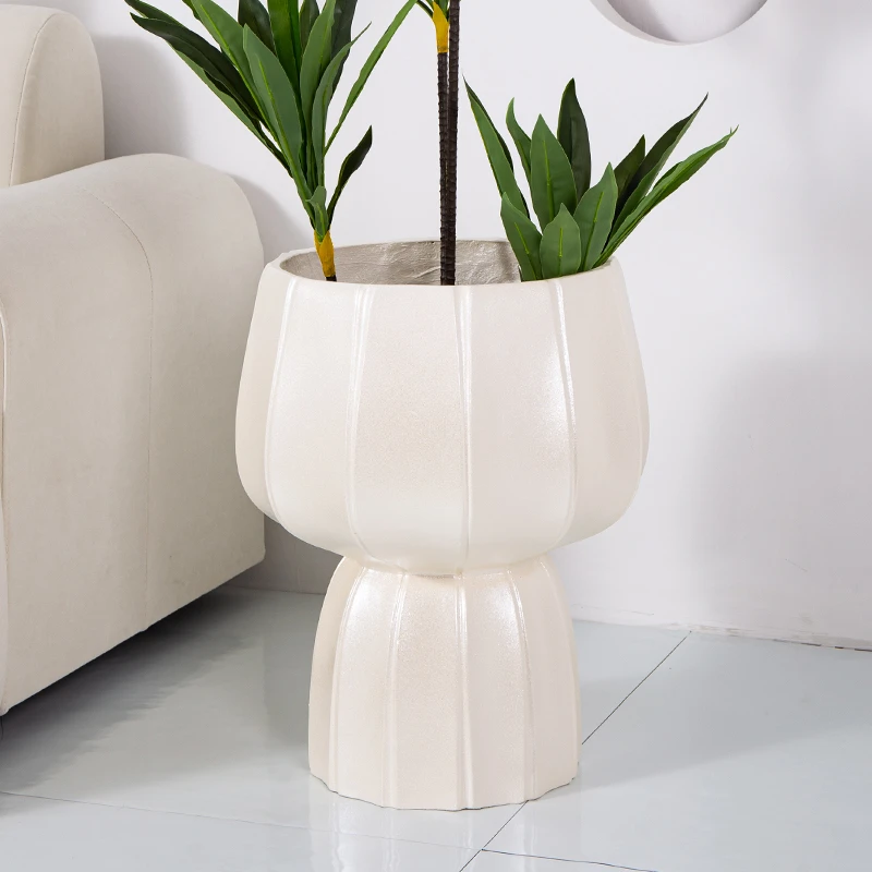 网红北欧珠光手捧花型大花盆适合客厅民宿阳台桌面百搭大口径摆件