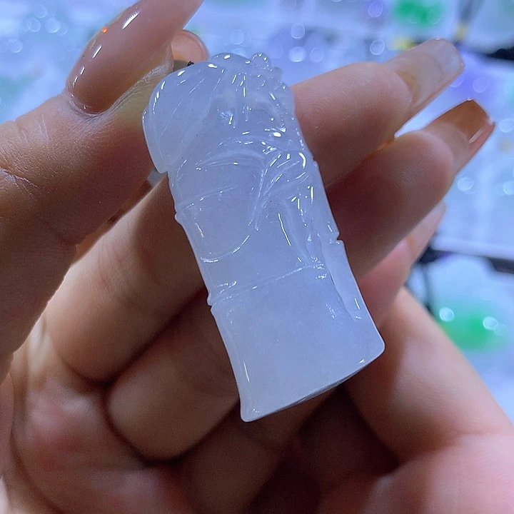 翡翠未镶嵌颈饰天然翡翠A货吊坠