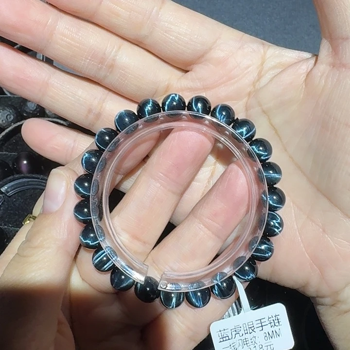 亲***人木变石未镶嵌手饰