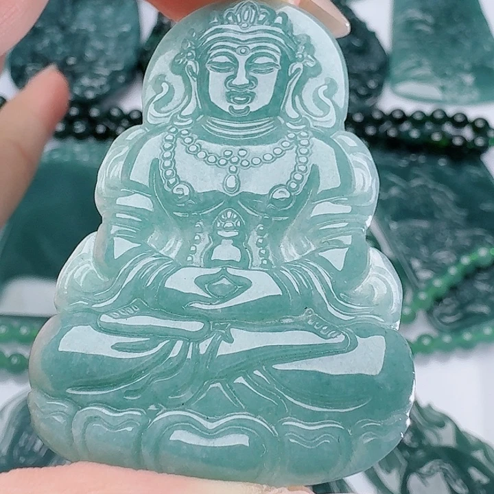 翡翠未镶嵌颈饰天然的A货翡翠多样性发其一