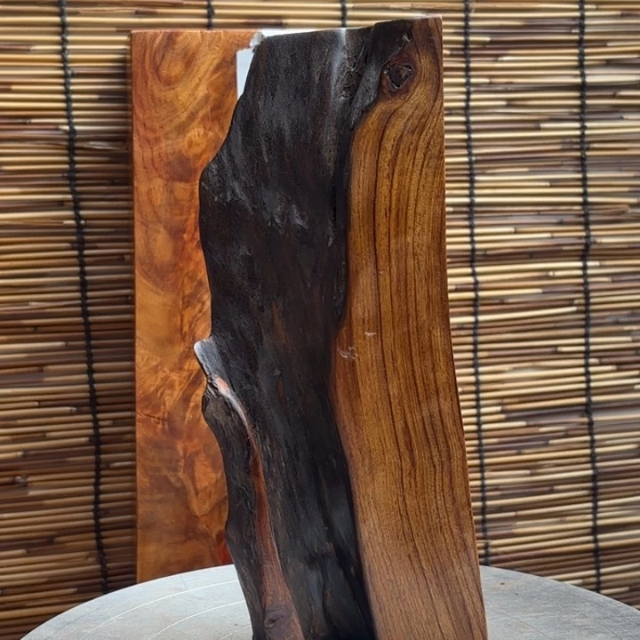 川***修大叶紫檀（黑酸枝木类）