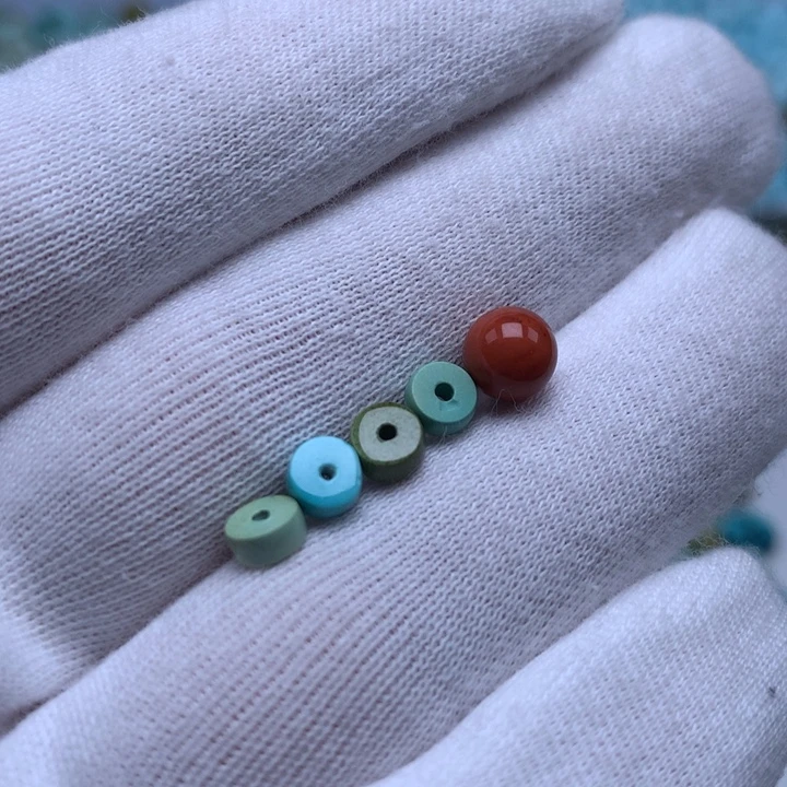 南红玛瑙未镶嵌珠宝奇石