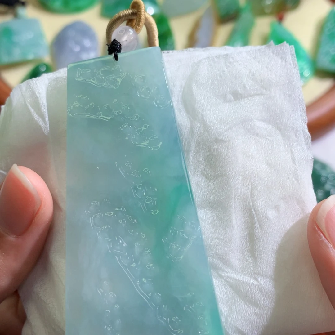 【闪购商品】翡翠吊坠(不含链)未镶嵌 1579