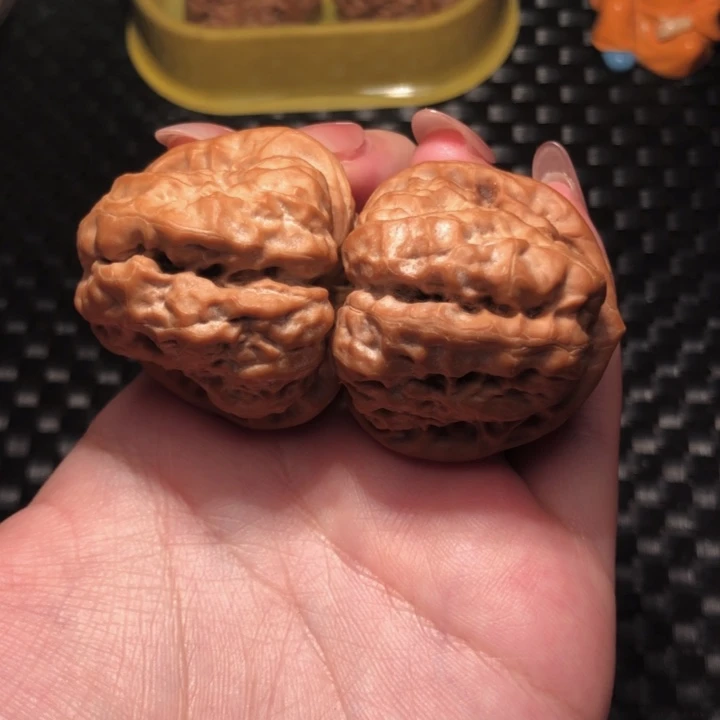 说***了文玩核桃把件蛙王