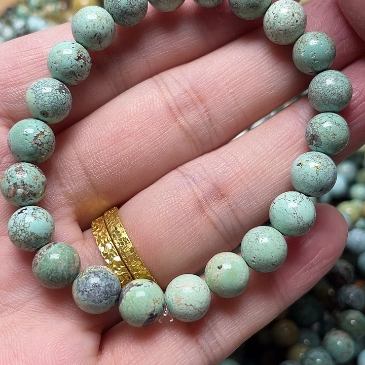 绿松石未镶嵌8左右的