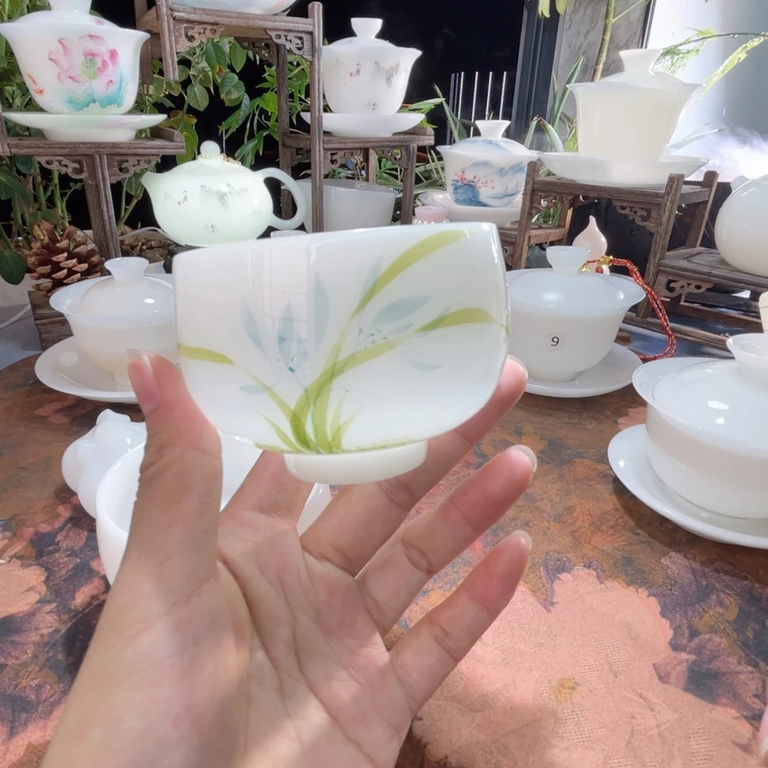 璞玉手绘兰韵压手杯