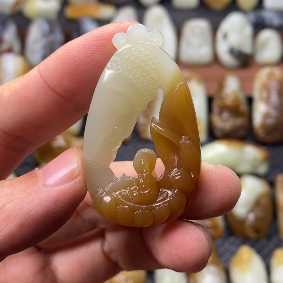 和田玉颈饰未镶嵌