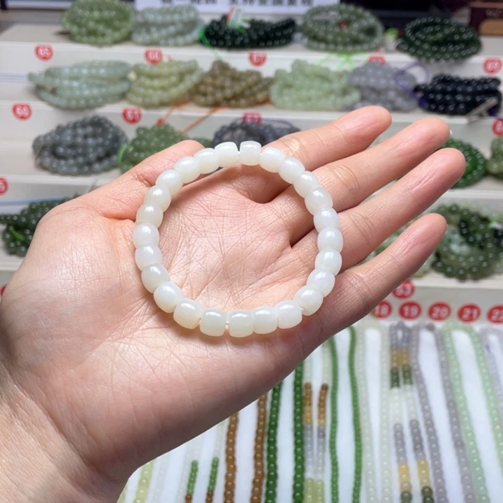 和田玉手链未镶嵌小*?8m m