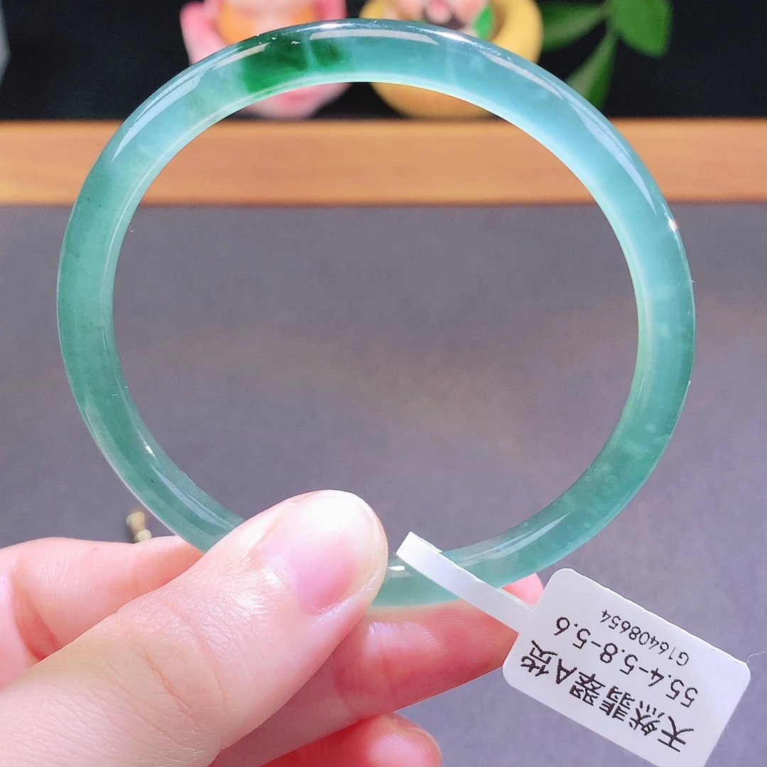 翡翠未镶嵌手镯天然翡翠