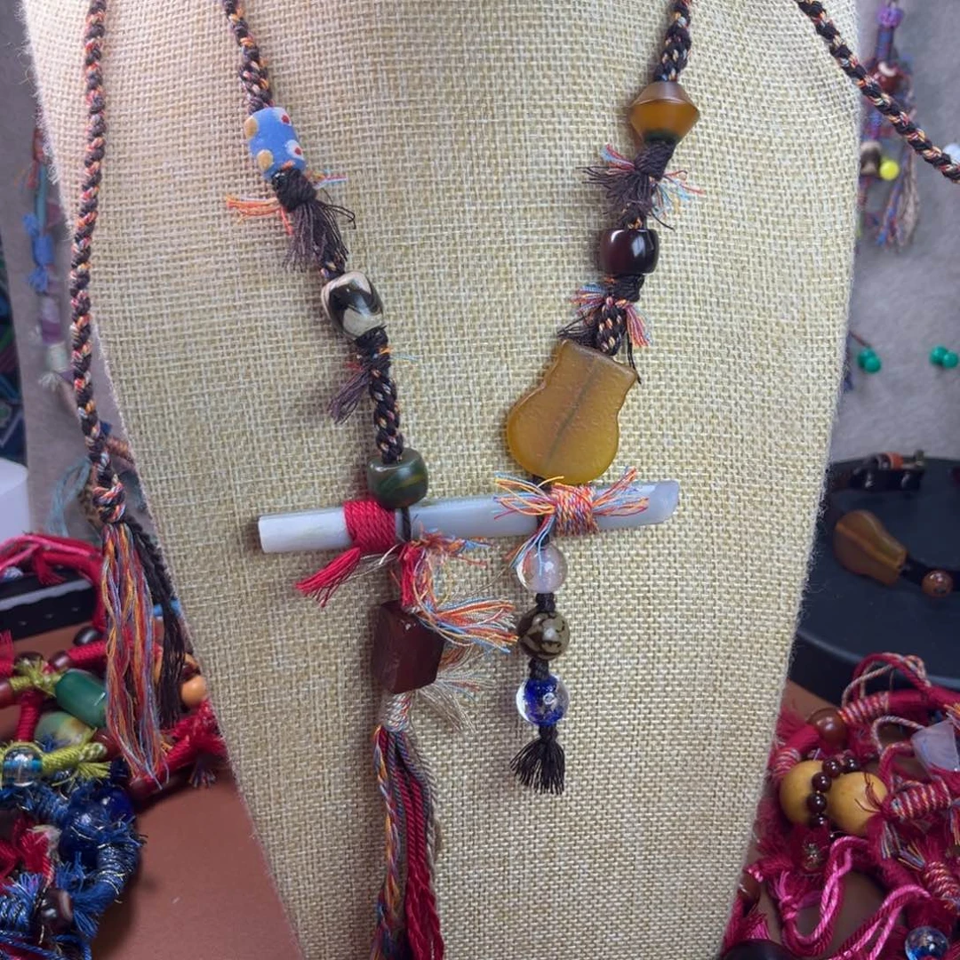 玛瑙/玉髓颈饰未镶嵌