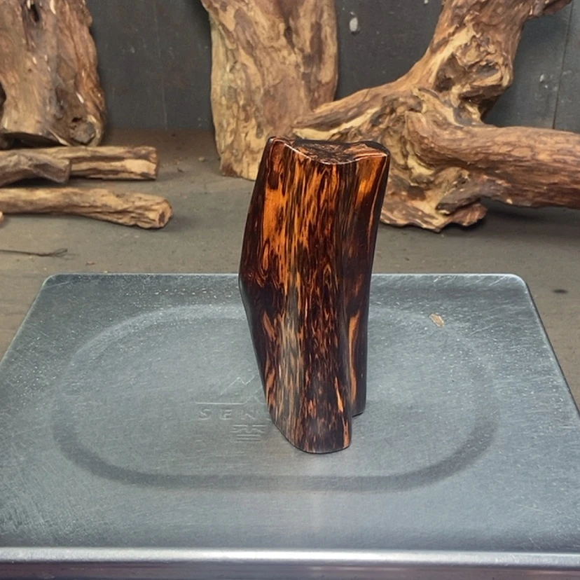 【闪购商品】黄花梨/降香黄檀陆*凯