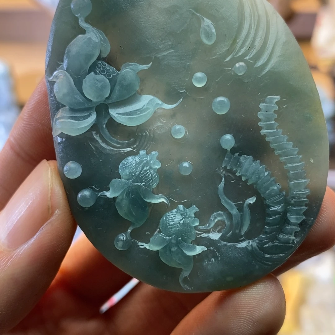 定制翡翠未镶嵌荷叶鱼