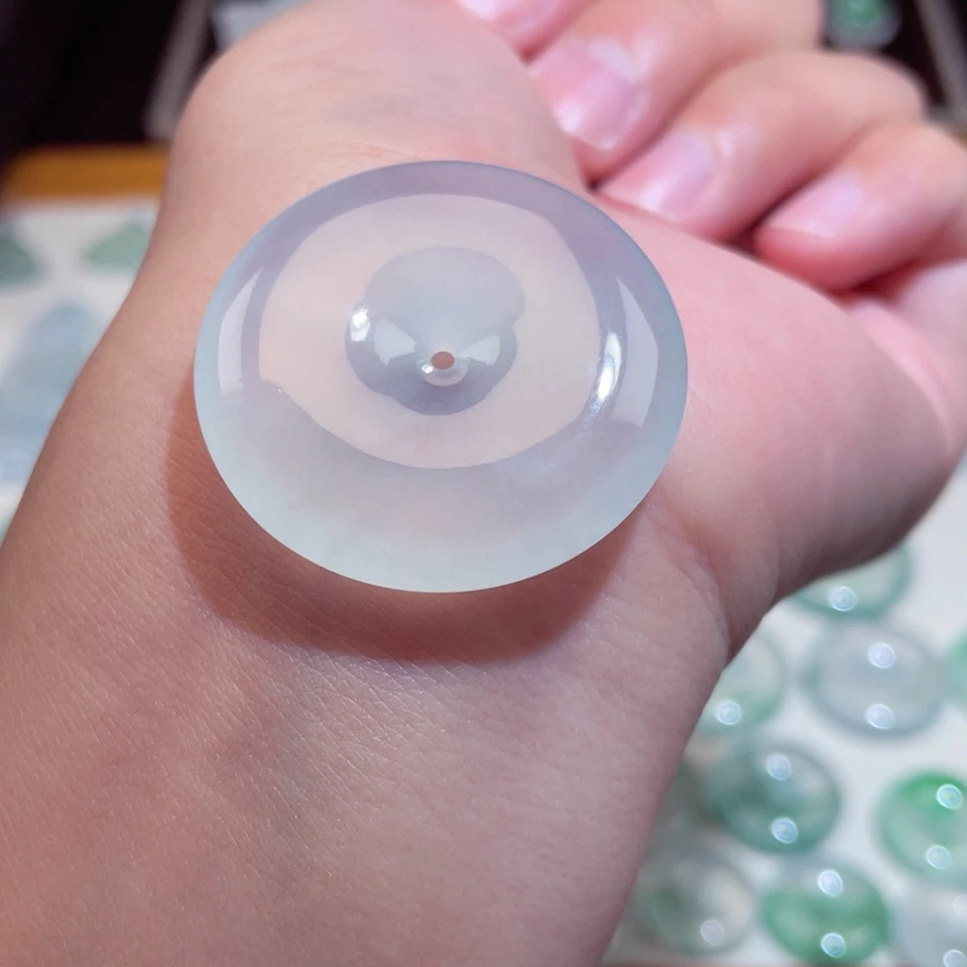 颈饰未镶嵌翡翠扣子