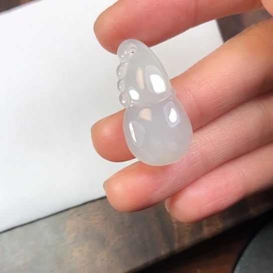 翡翠未镶嵌颈饰缅甸A货，每天下午1点半开播