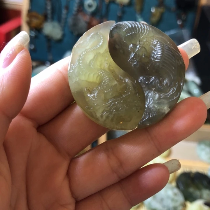 岫玉未镶嵌岫玉挂件