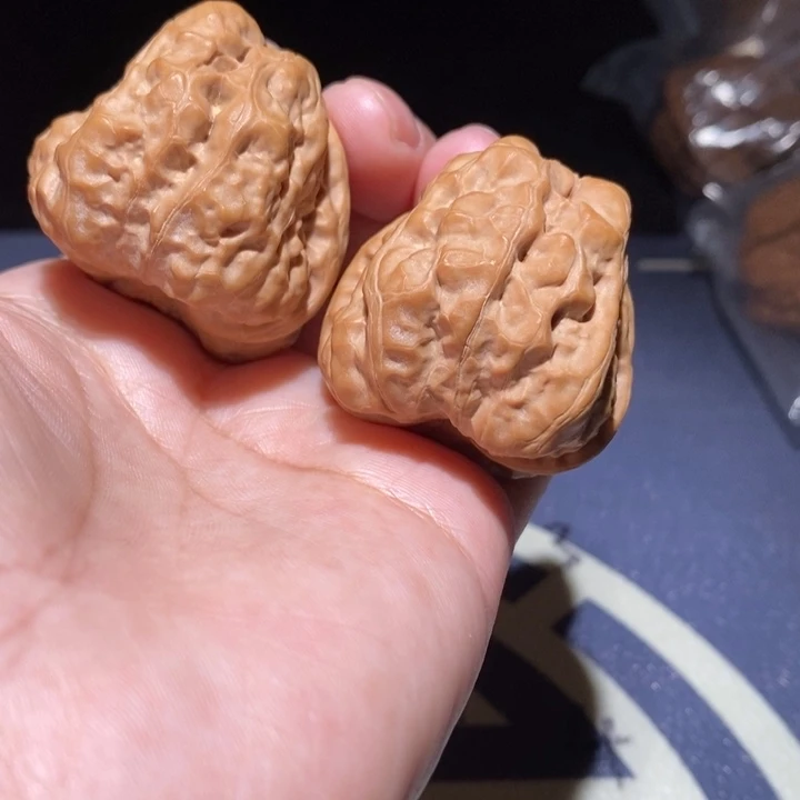 吊坠文玩核桃37×41蛤蟆头