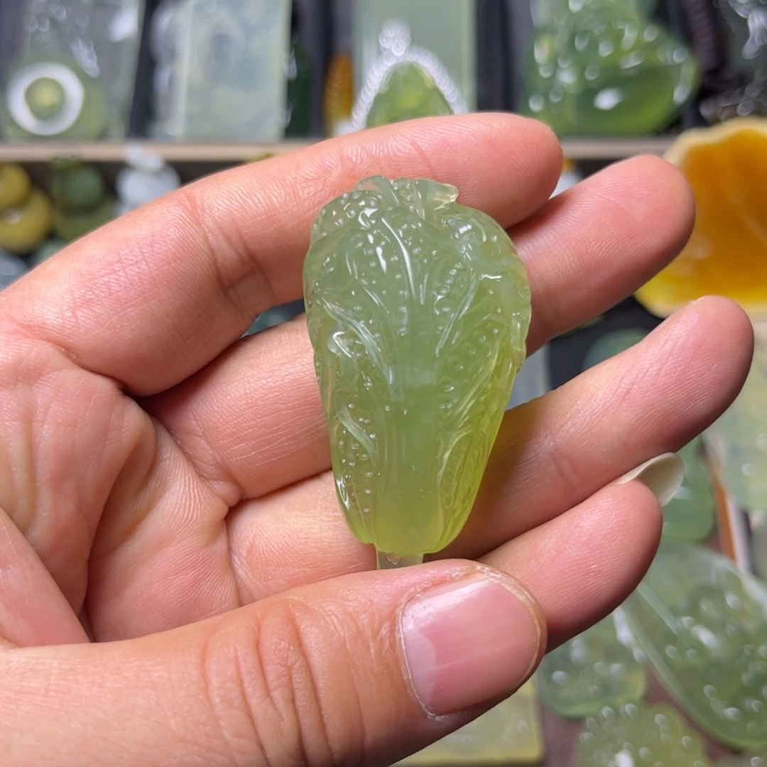 蛇纹石玉未镶嵌吊坠(不含链)