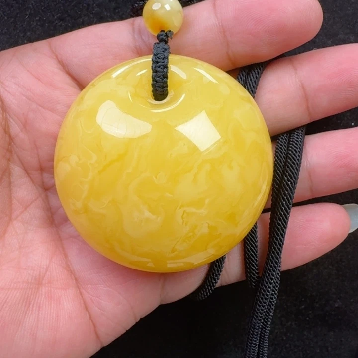 蜜蜡未镶嵌珠宝奇石