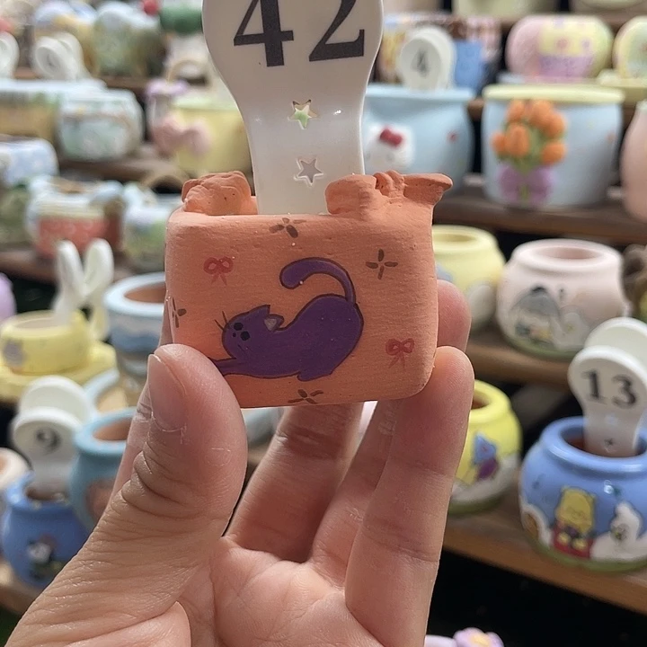 42……手工手绘花盆