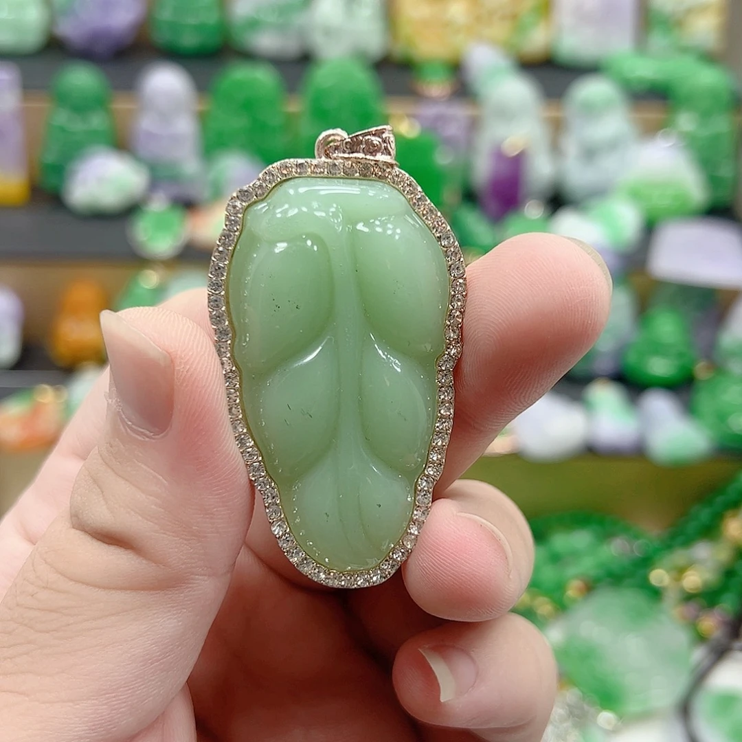 吊坠(赠链)银S925镶嵌翡翠
