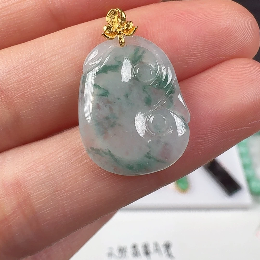 翡翠18K金镶嵌颈饰