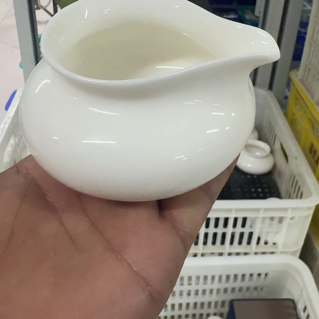 福利羊脂玉瓷水滴形公道杯