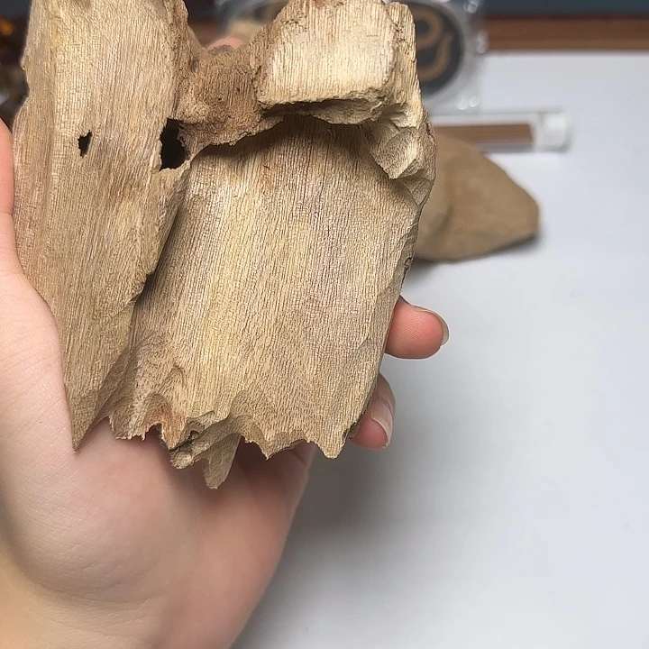 沉香沉香碎屑海南沉香黄油格93克