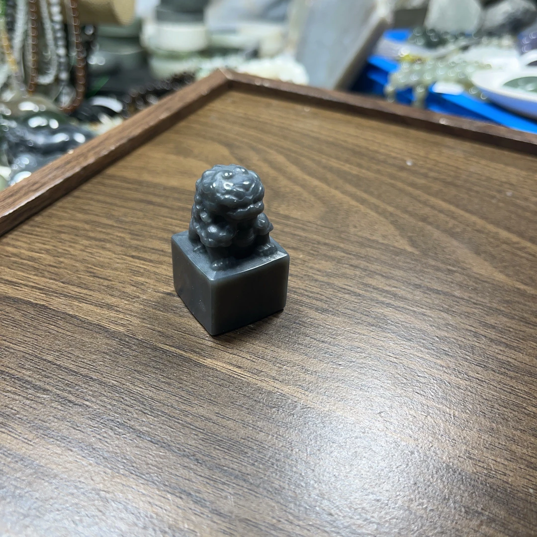 青花原石雕刻 狮子印章 尺寸25。