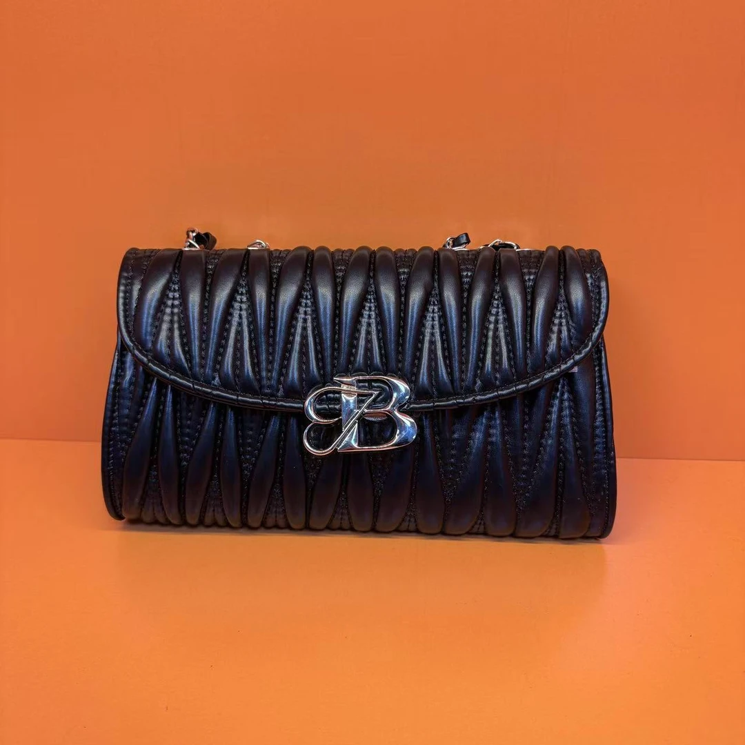 【孤品】2025新款主播补贴福利手提单肩斜挎包