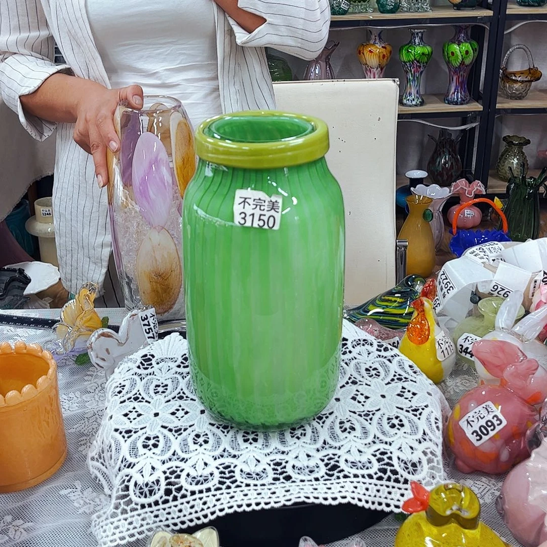 3150 家悦琉璃工艺品不完美
