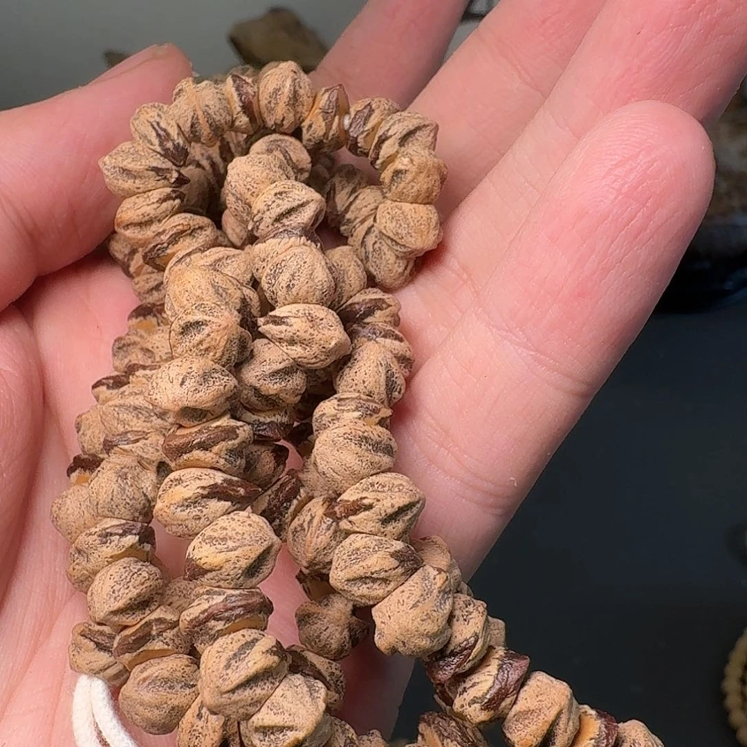 柏香籽/百香籽吊坠祝****弯