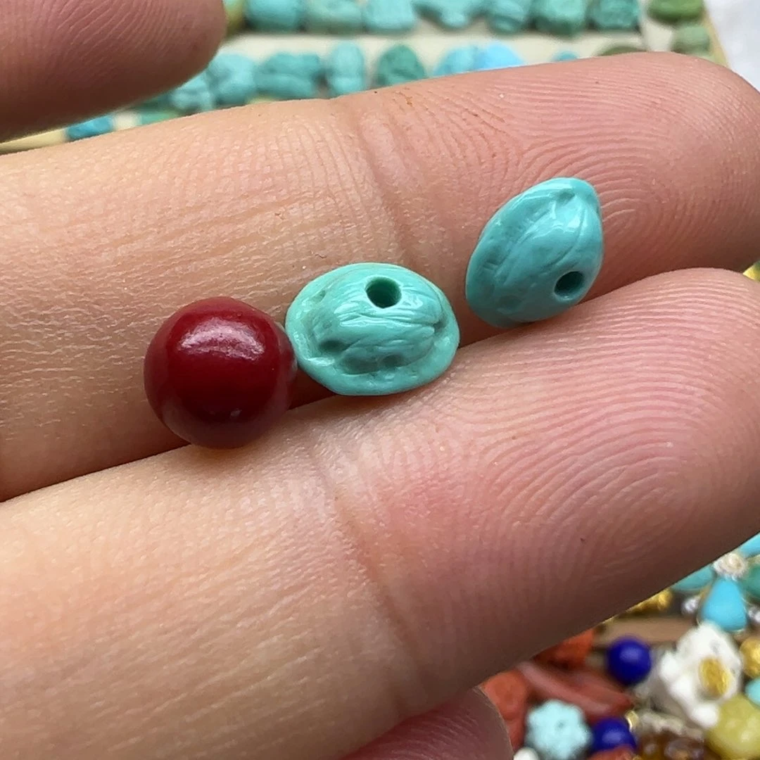 南红玛瑙颈饰未镶嵌