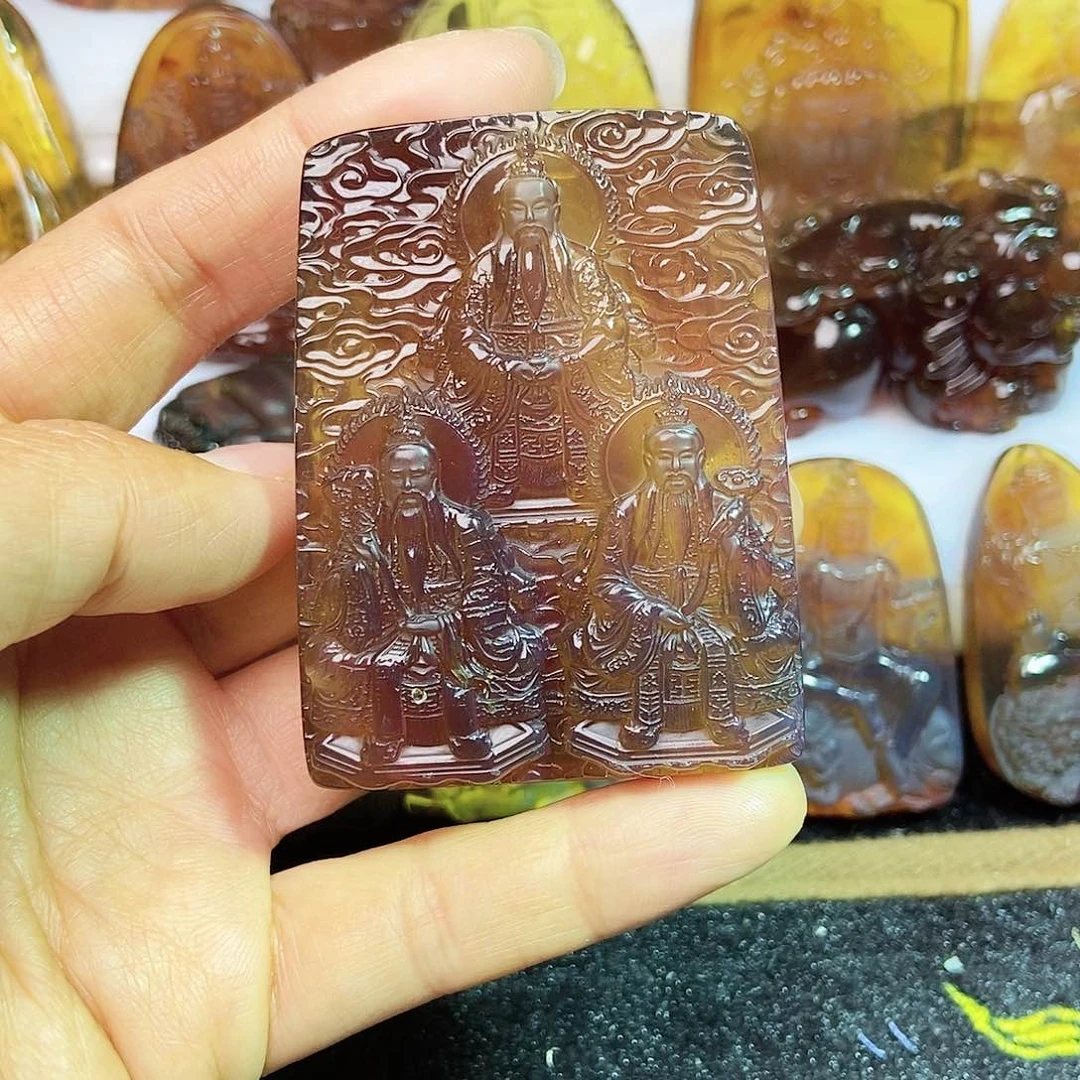 琥珀颈饰未镶嵌三清